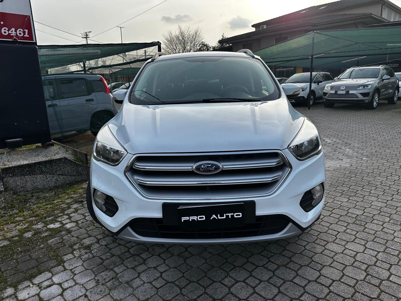 Ford Kuga 1.5 TDCI 120 CV S&S 2WD ST-Line