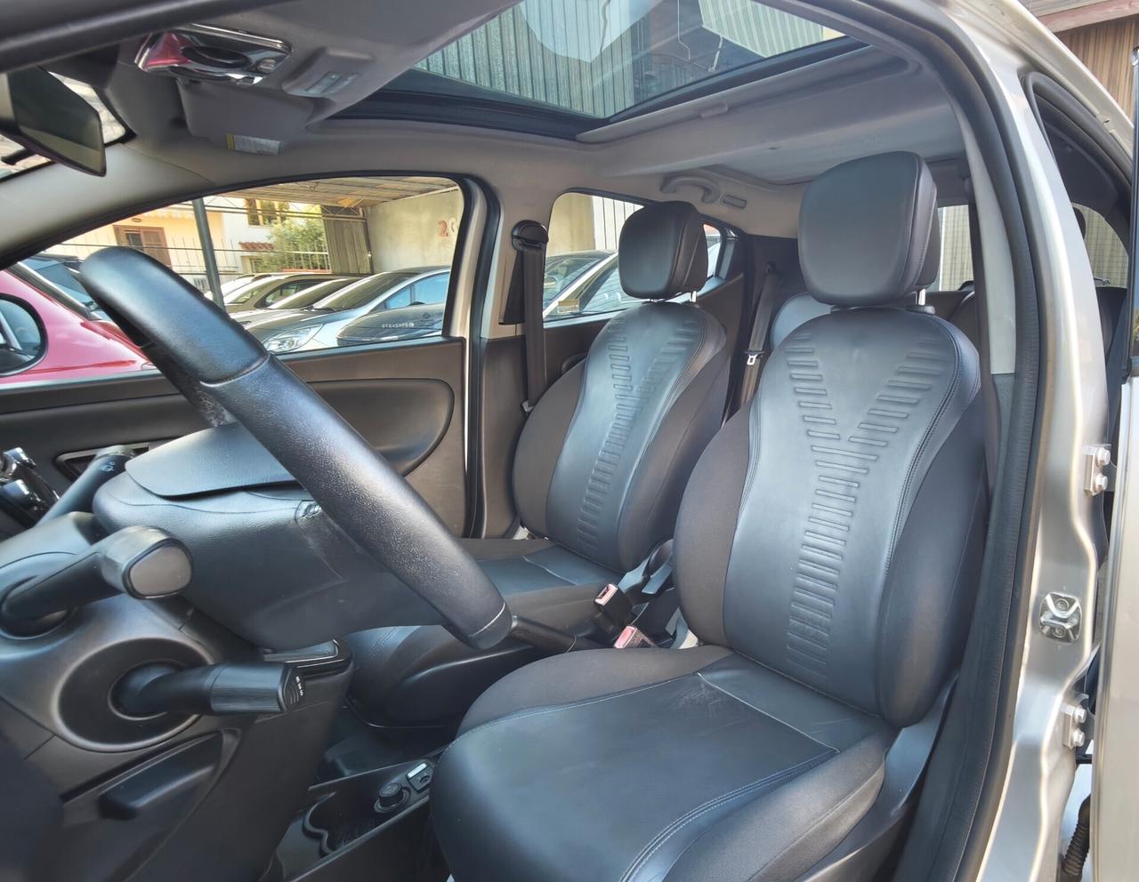 Lancia Ypsilon 1.3 MJT 95 CVfull Platinum tetto apribile