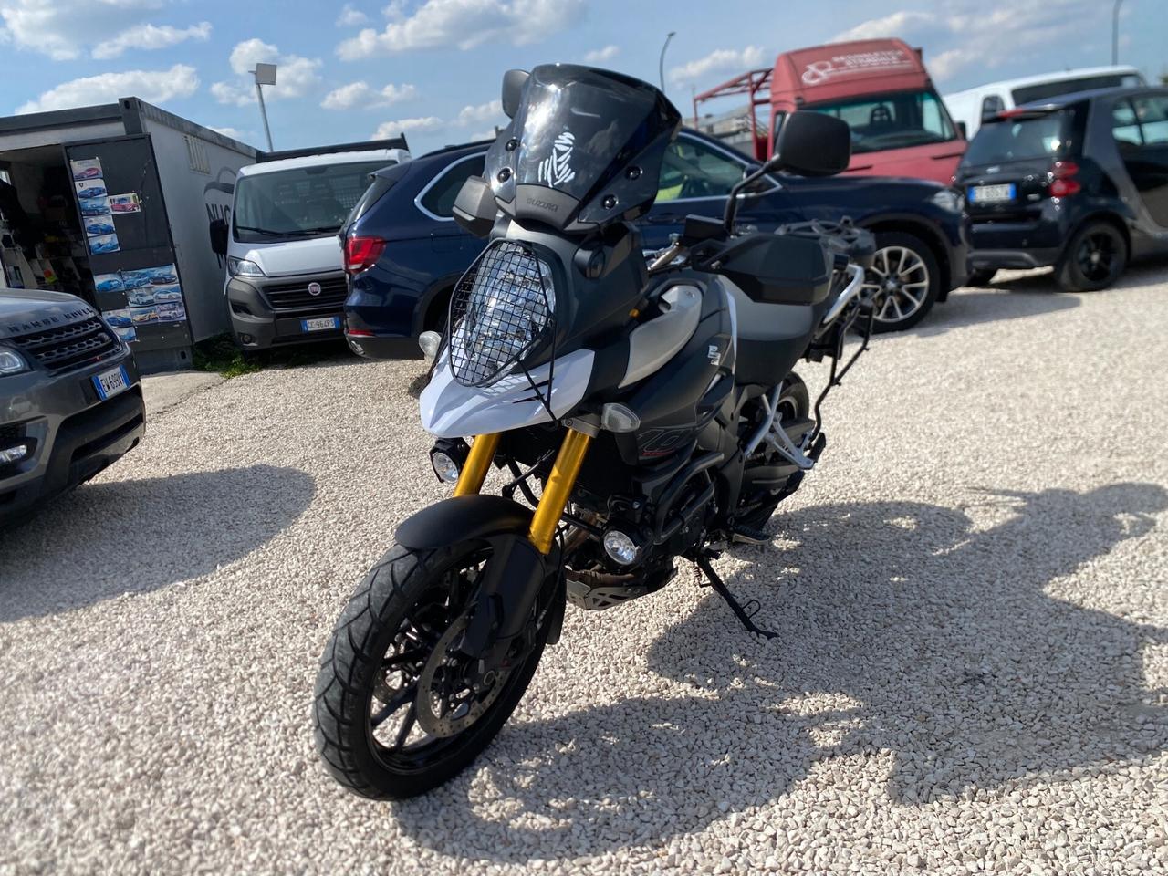 SUZUKI V-STROM DL 1000 unico propietario