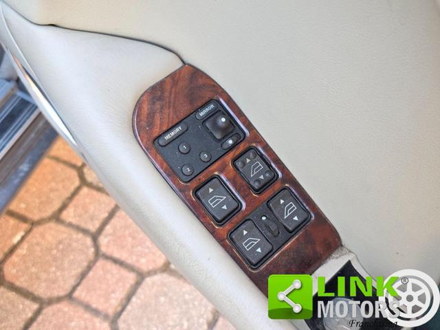 DAIMLER Six LWB 4.0L GUIDA A DESTRA