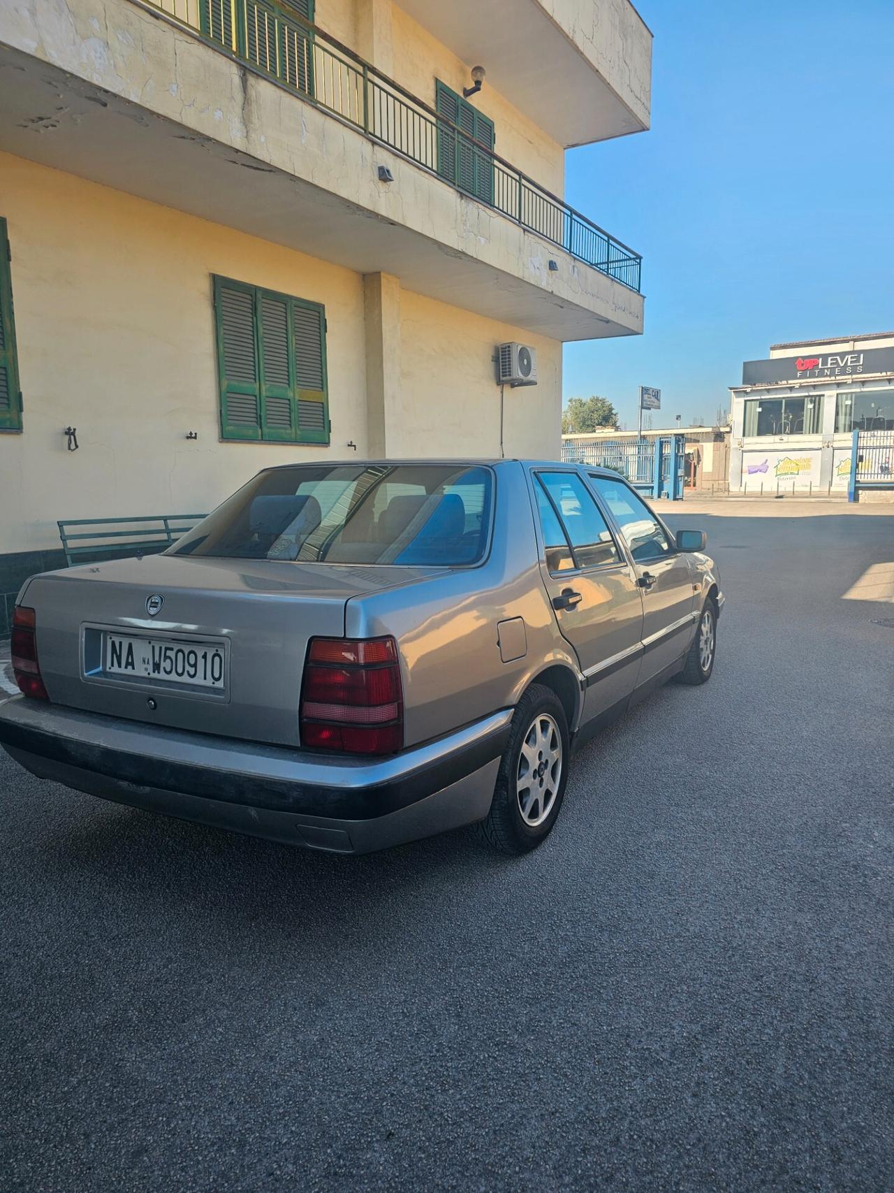 Lancia Thema 2.0 i.e. 16V cat LS