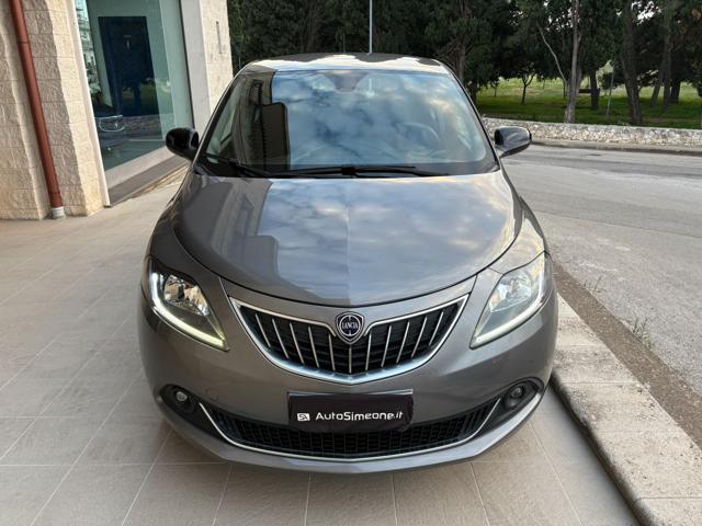 LANCIA Ypsilon 1.0 FireFly 5 porte S&S Hybrid Gold 5 posti.