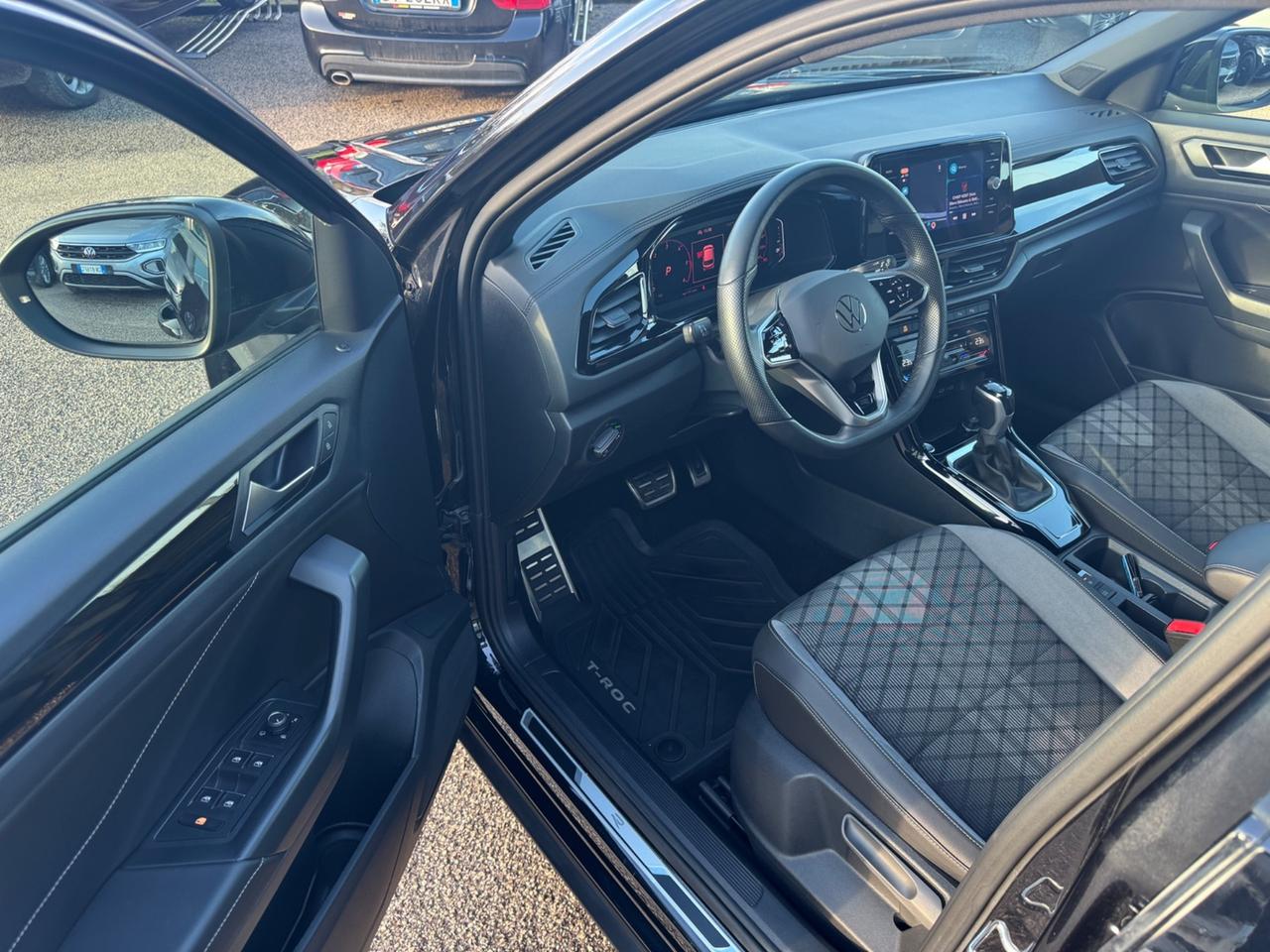 Volkswagen T-Roc 2.0 TDI SCR 150 CV DSG R-Line Full Black