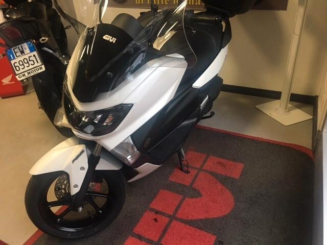 Yamaha Nmax 155 ABS