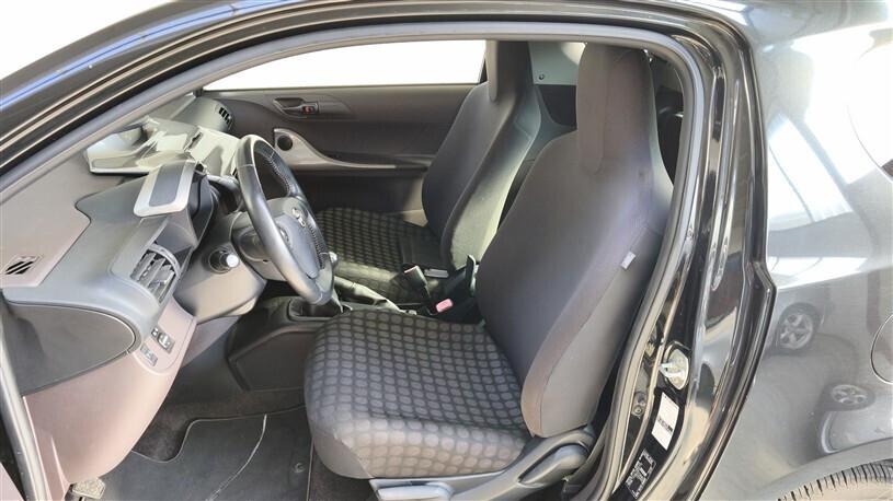 Toyota iQ 1.0 Sol