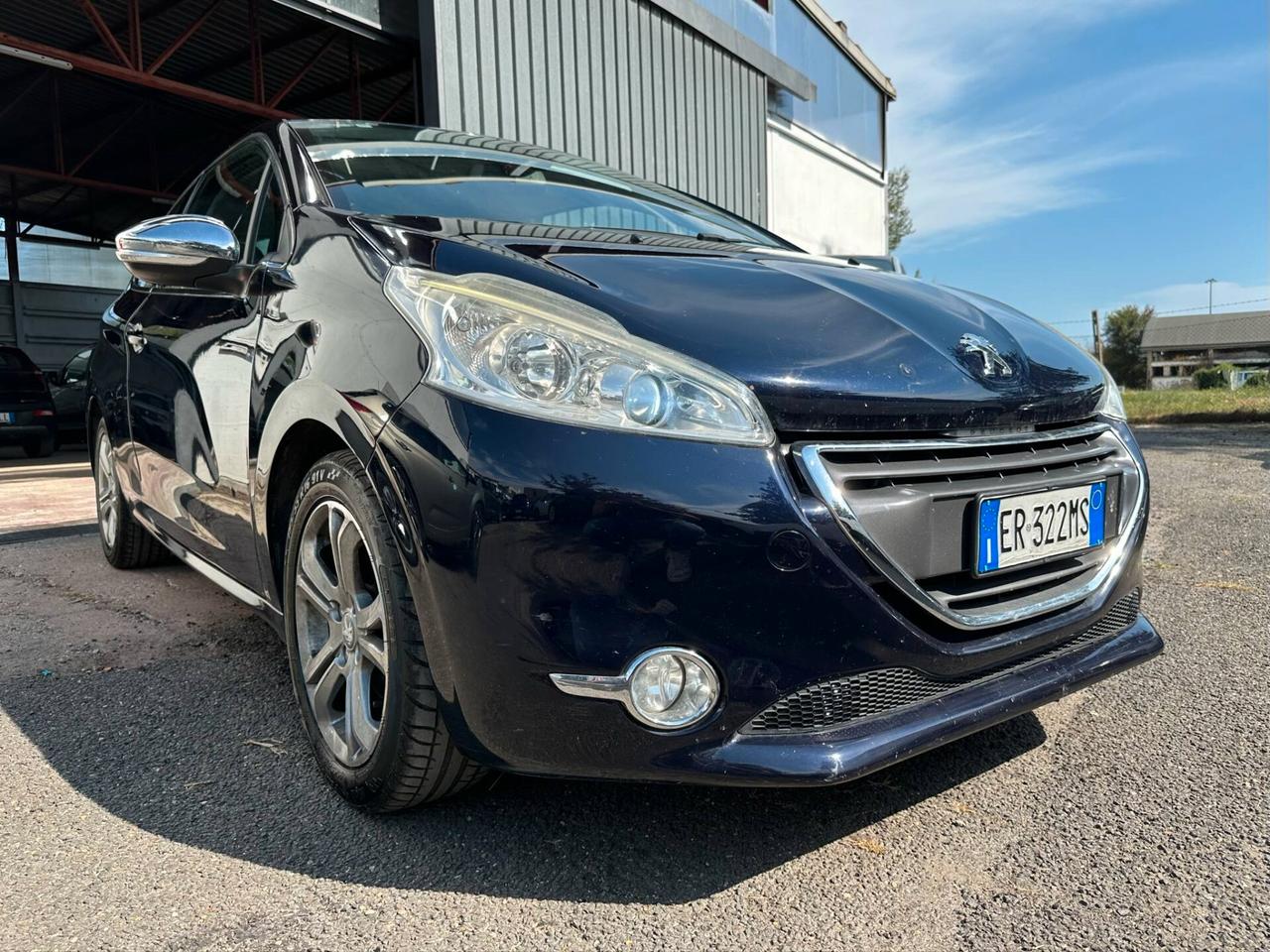 Peugeot 208 1.4 HDi 68 CV 3 porte Allure