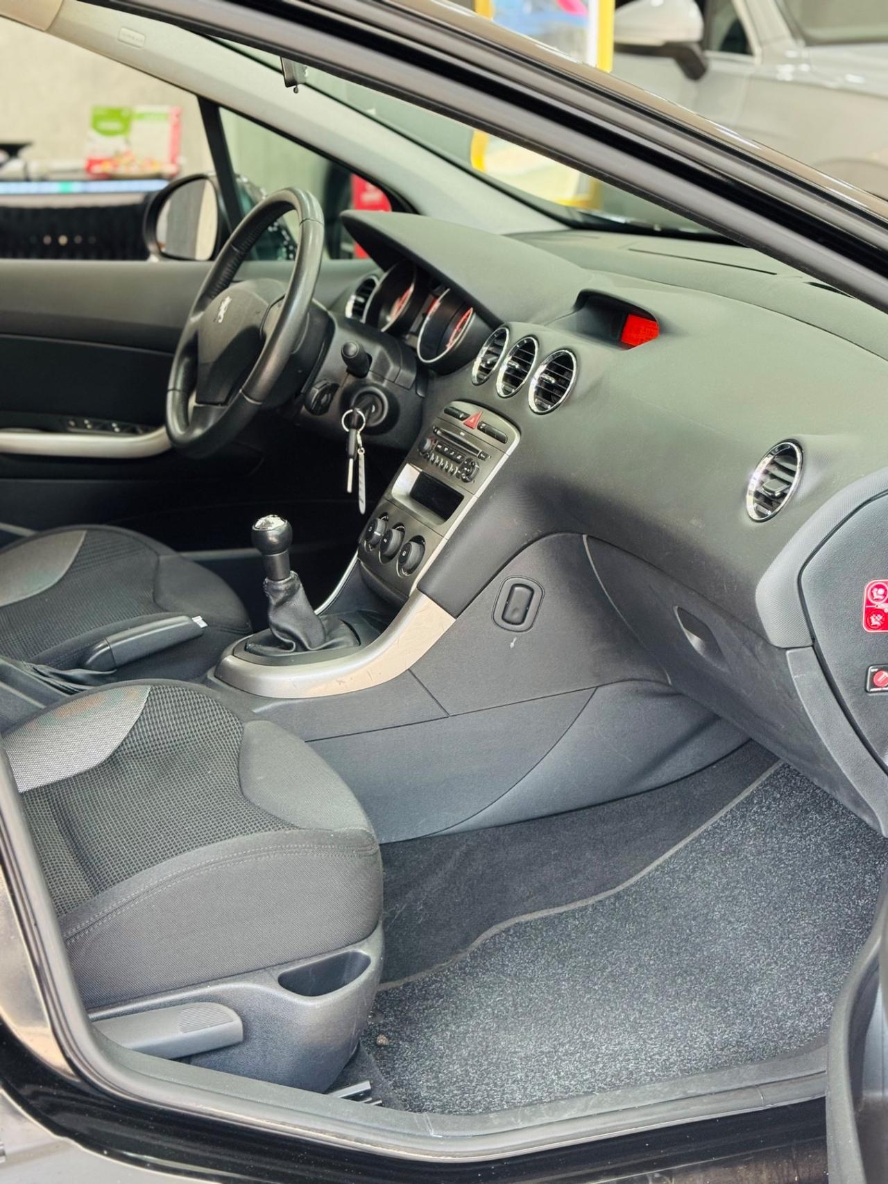 Peugeot 308 1.6 HDi 90CV 5p. Tecno