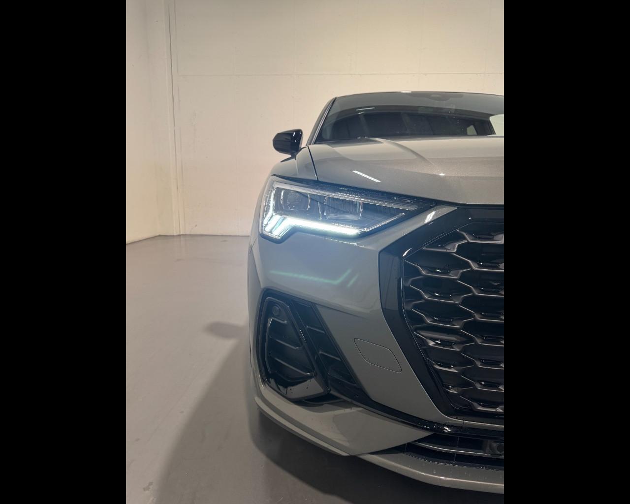 AUDI Q3 SPORTBACK 35TDI S-TRONIC IDENTITY BLACK