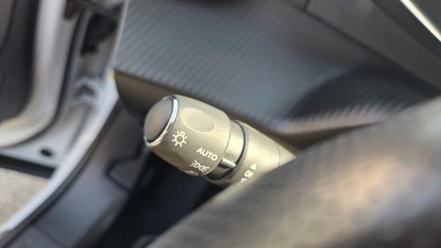 PEUGEOT 2008 PureTech 130 S&S EAT8 GT PERMUTE OK NEOPATENTATI
