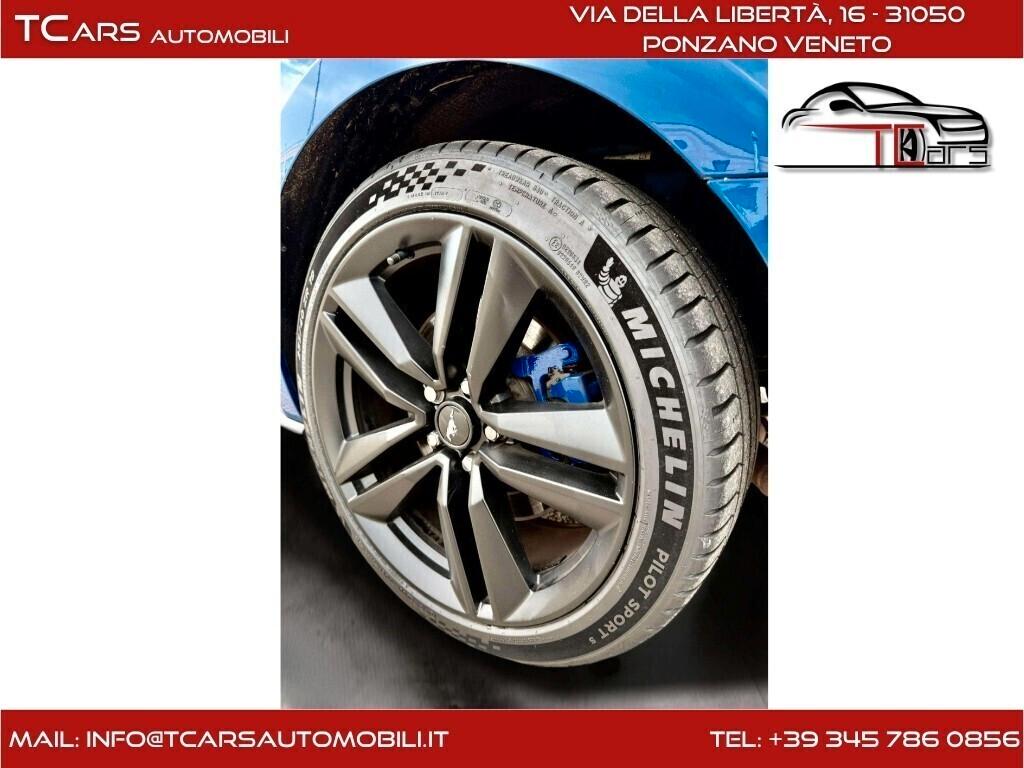 FORD MUSTANG 2.3 - NOLEGGIO GIORNALIERO
