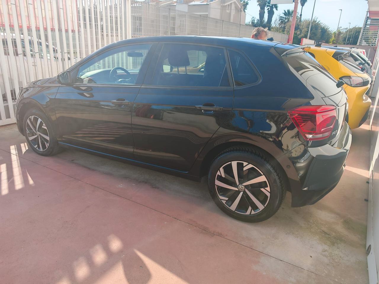 Volkswagen Polo Business 1.6 TDI 95 CV DSG 5p. Highline BMT
