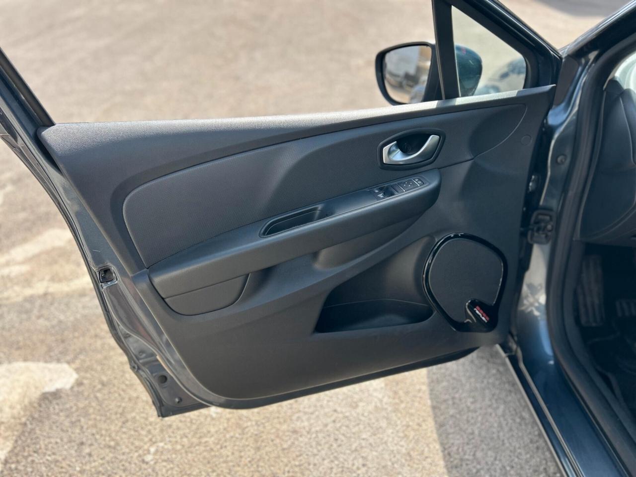 Renault Clio dCi 8V 75CV Start&Stop 5 porte Energy Life