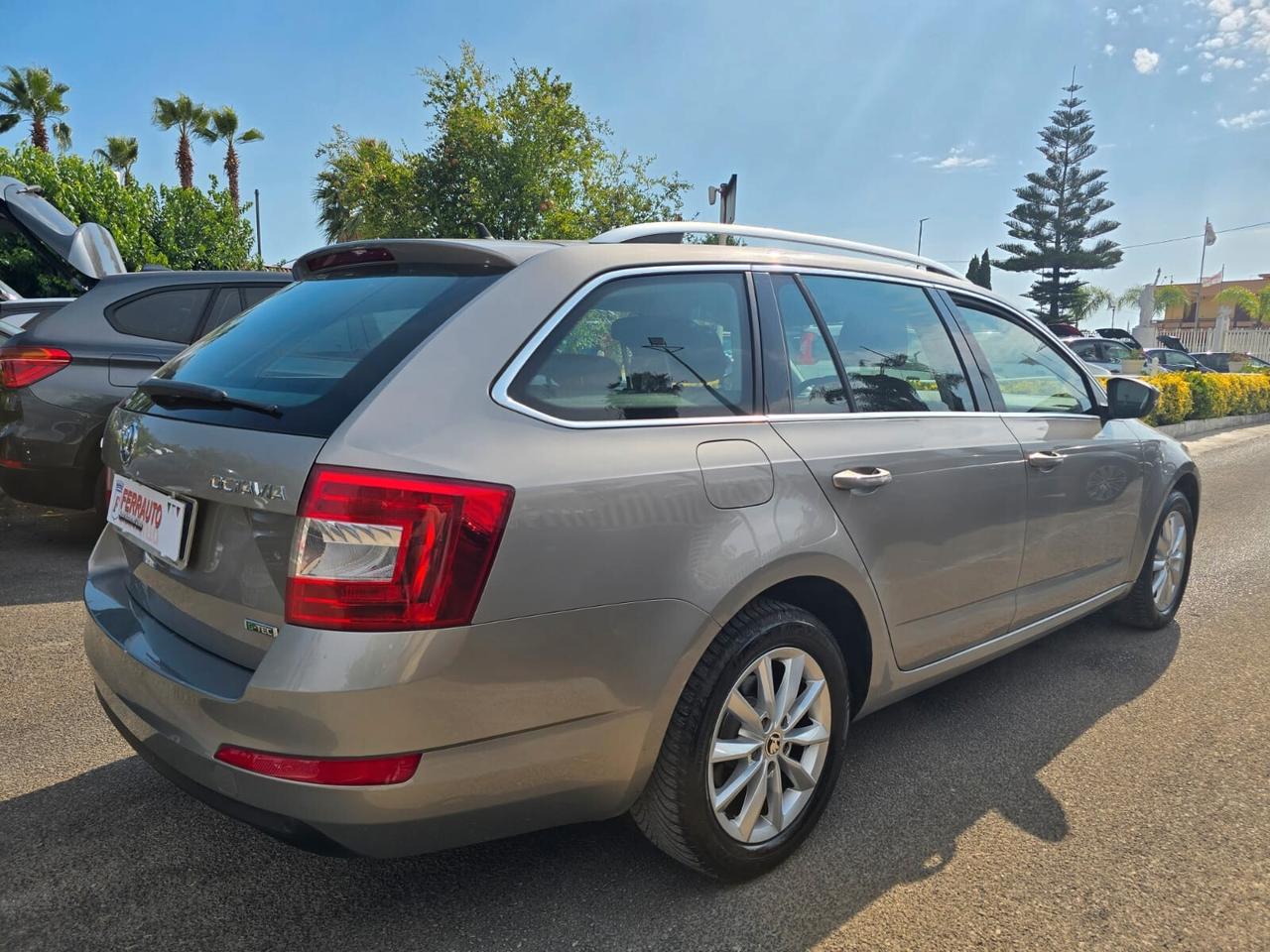 Skoda Octavia 1.4 TSI Executive G-Tec 110CV