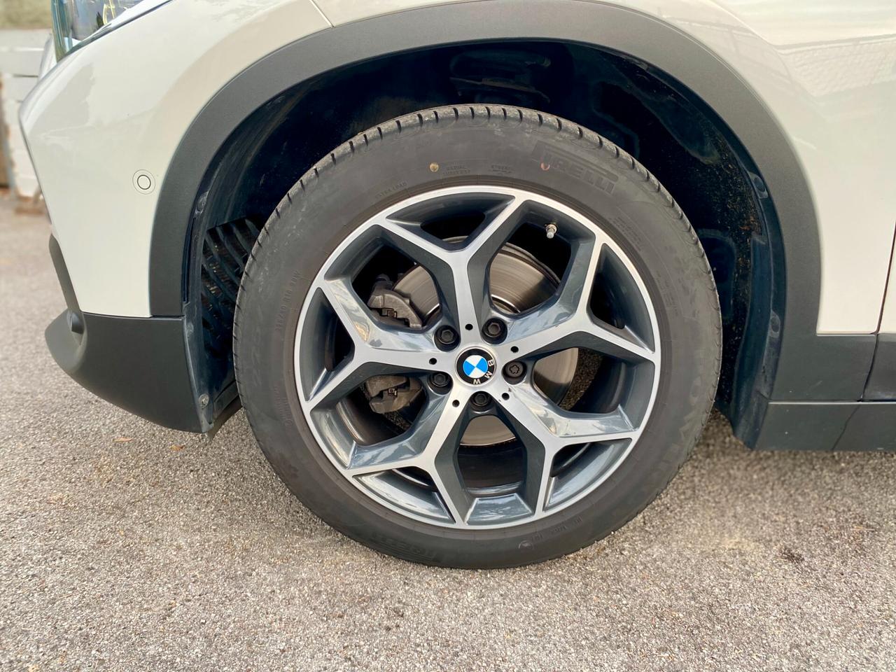 BMW X2 sdrive18i Advantage 140cv auto