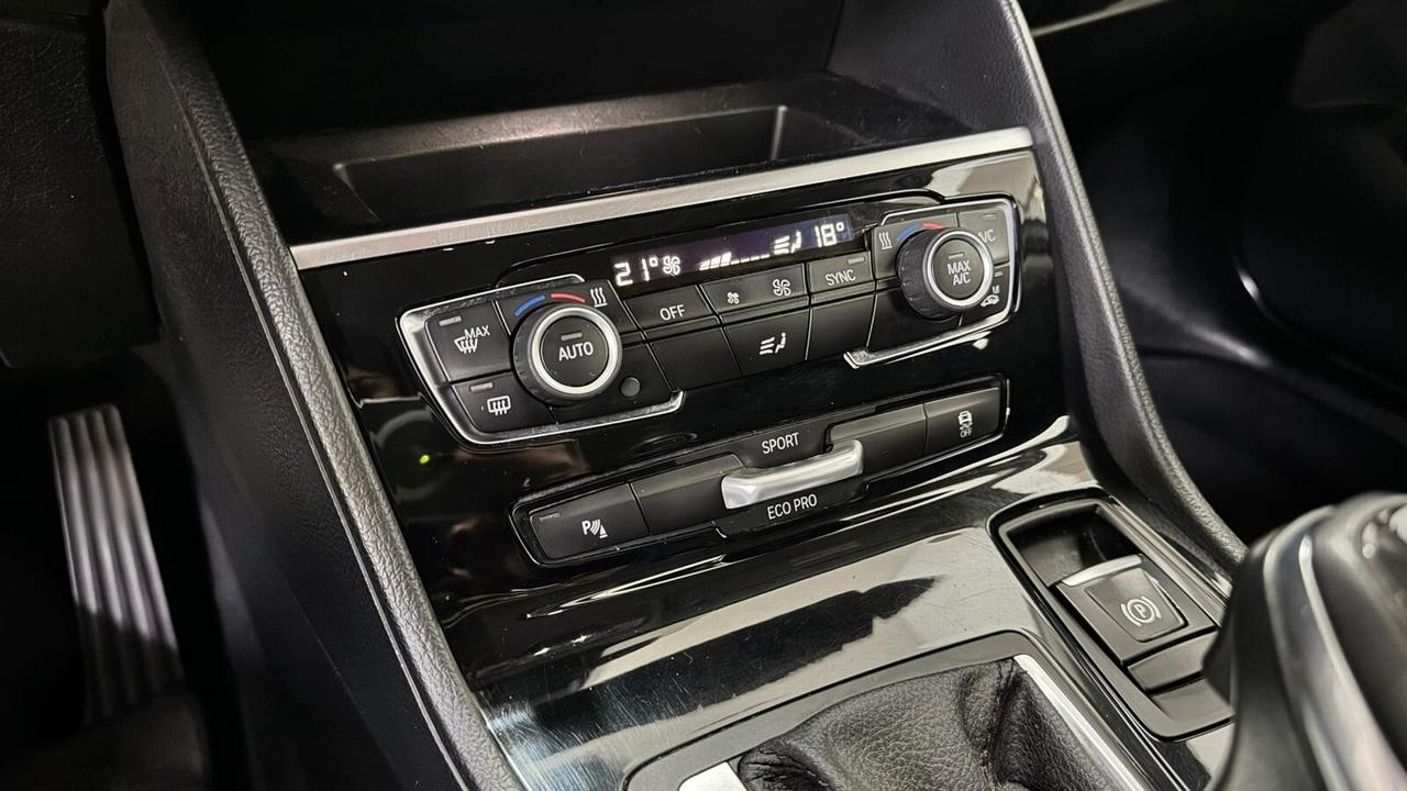 Bmw 2er Active Tourer 216d Luxury