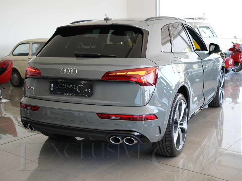 AUDI - SQ5 TDI
