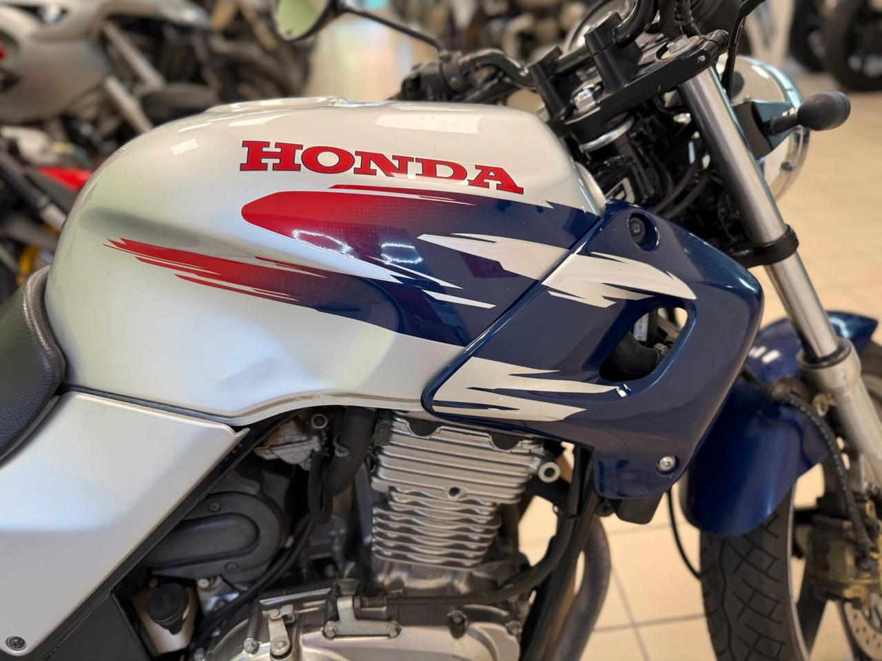 Honda CB 500