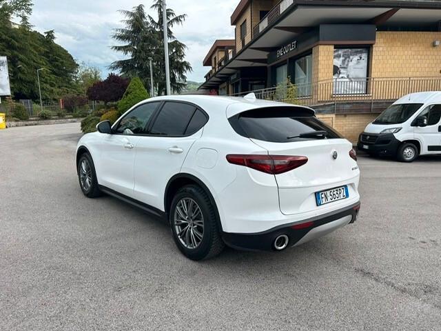 Alfa Romeo Stelvio 2.2 Turbodiesel 180 CV AT8 RWD Super