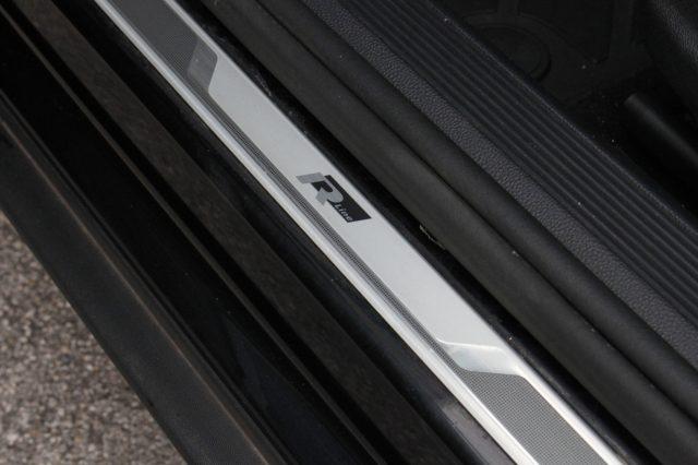 VOLKSWAGEN T-Roc 1.5 TSI ACT DSG R-LINE R LINE