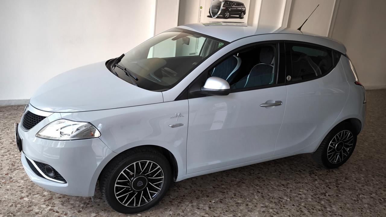 Lancia Ypsilon 1.2 69 CV 5 porte GPL Ecochic Mya
