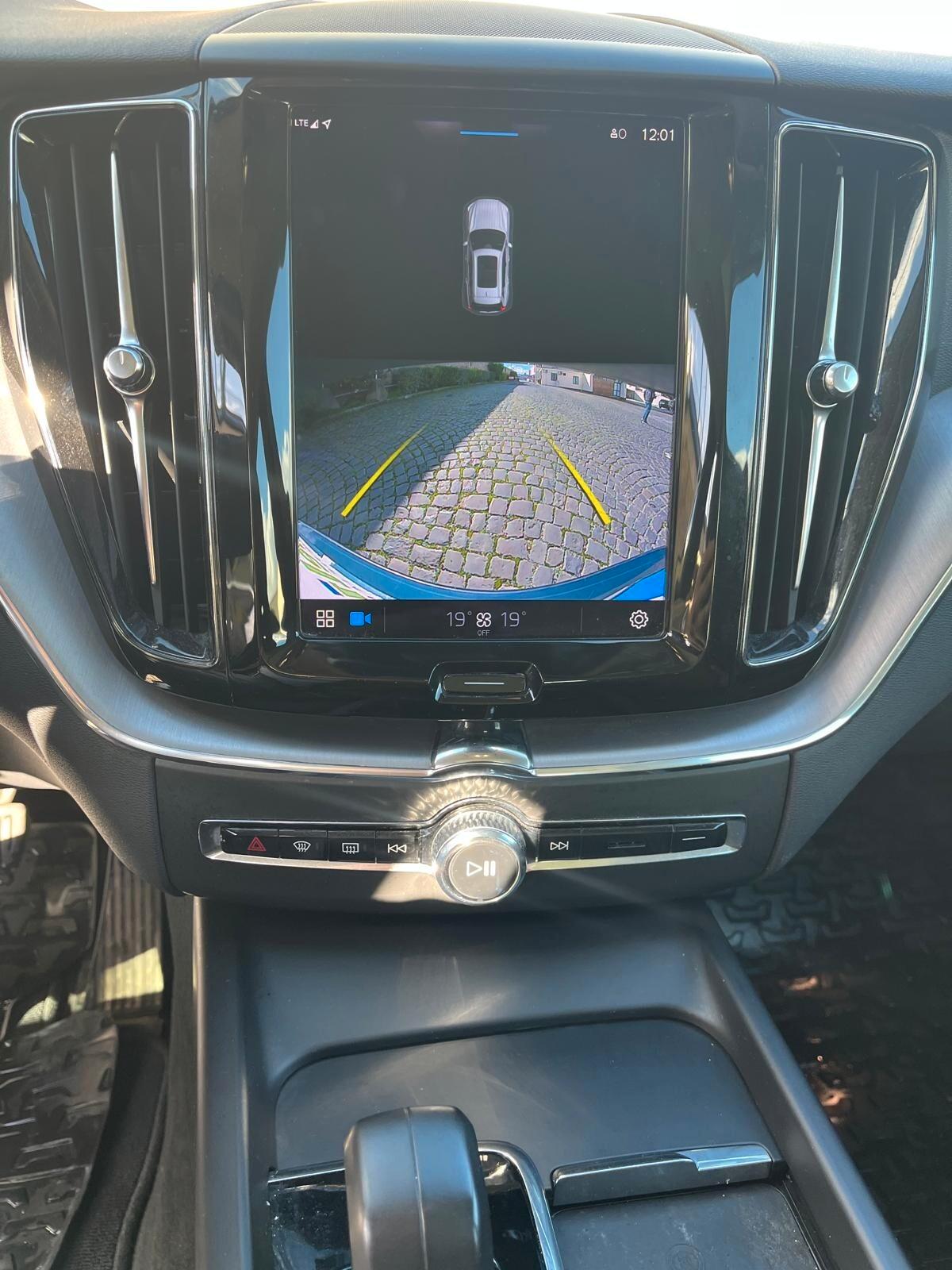 Volvo XC 60 197CV B4 Geartronic Momentum