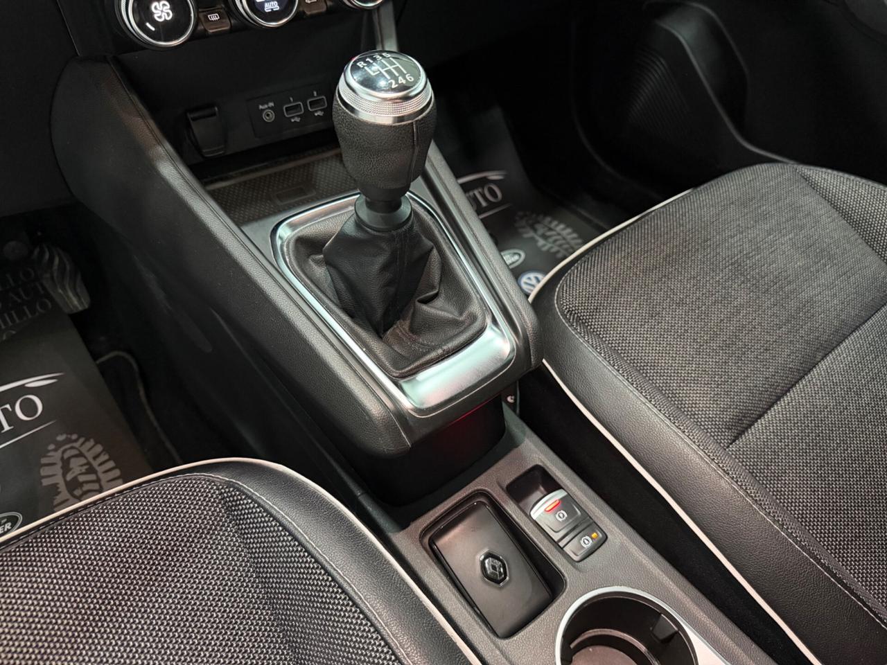 Renault Captur TCe 100 CV GPL Intens