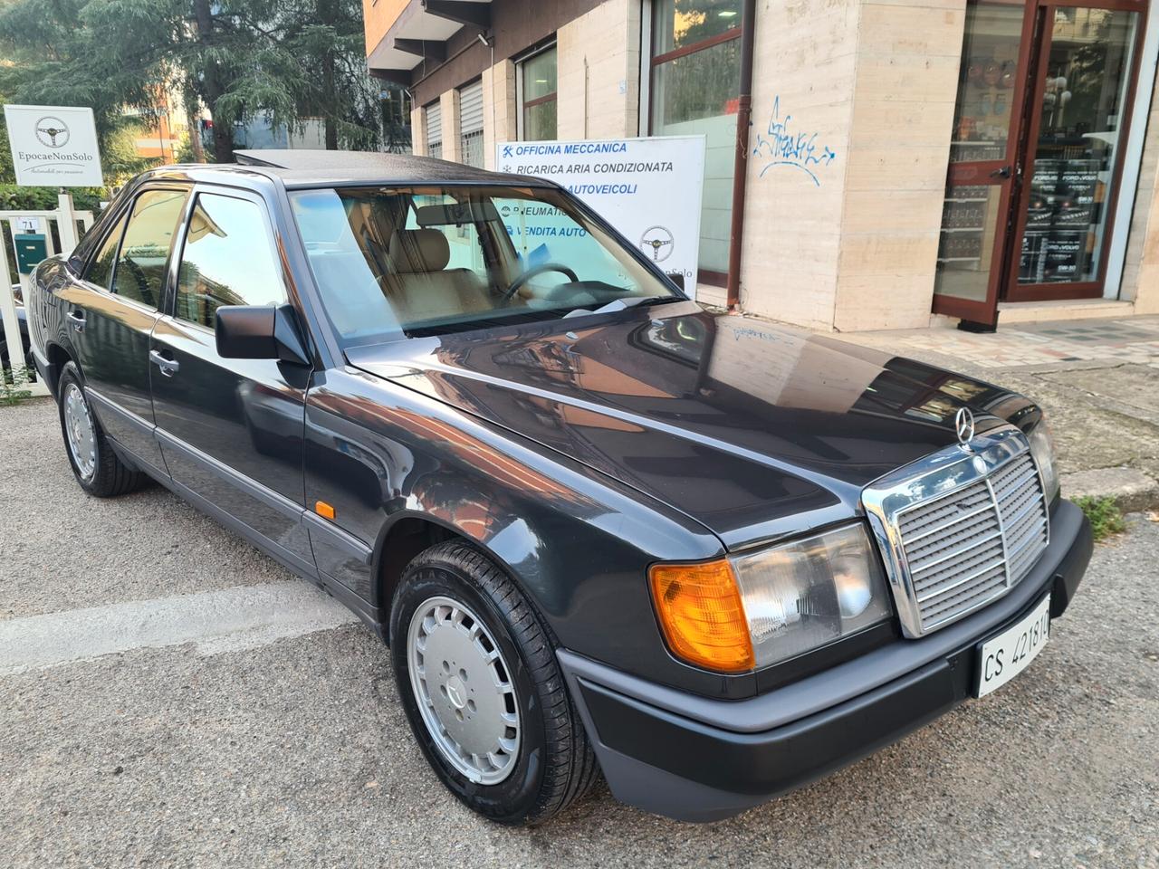 Mercedes-benz 300E w124