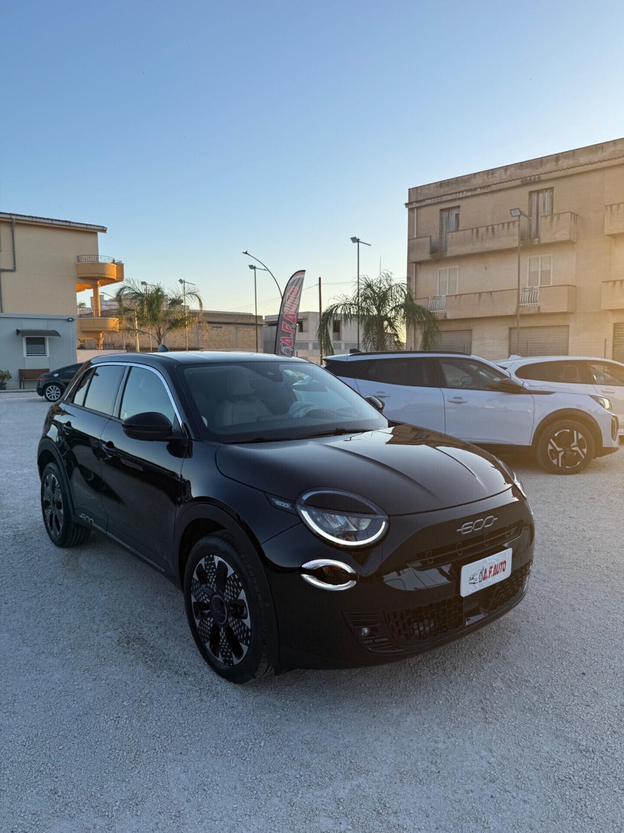 Fiat 600 Hybrid 110 CV DCT MHEV La Prima