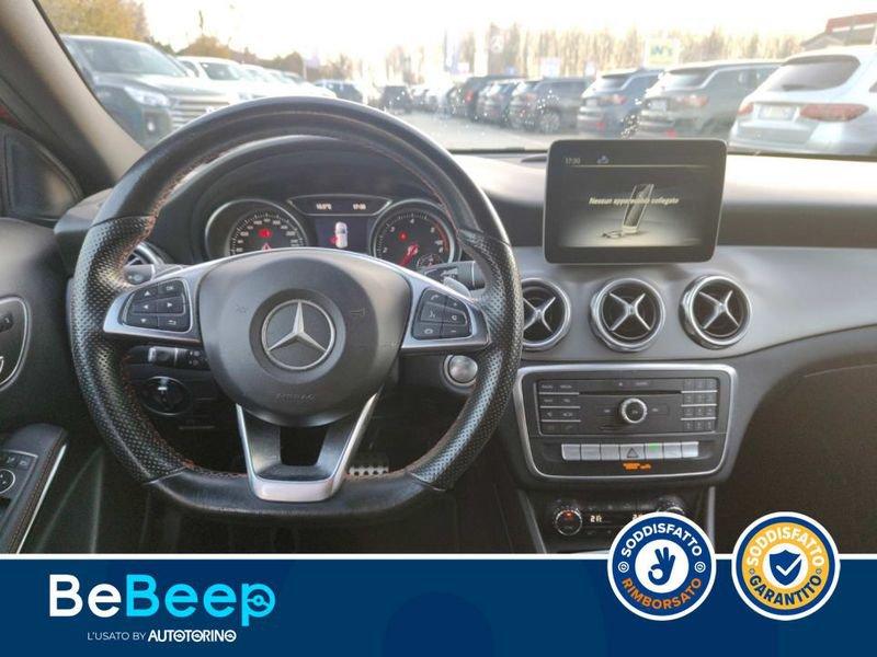 Mercedes-Benz GLA 180 D PREMIUM AUTO