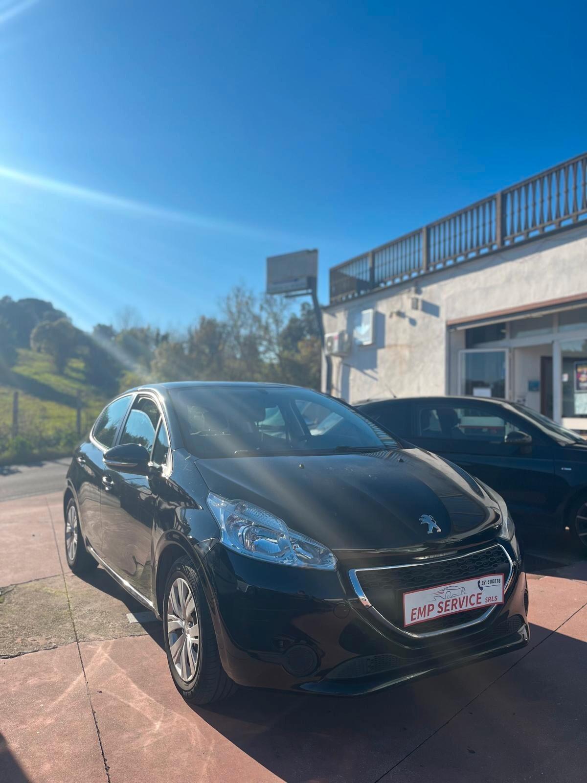 Peugeot 208 1.4 HDi 68 CV 5 porte Allure