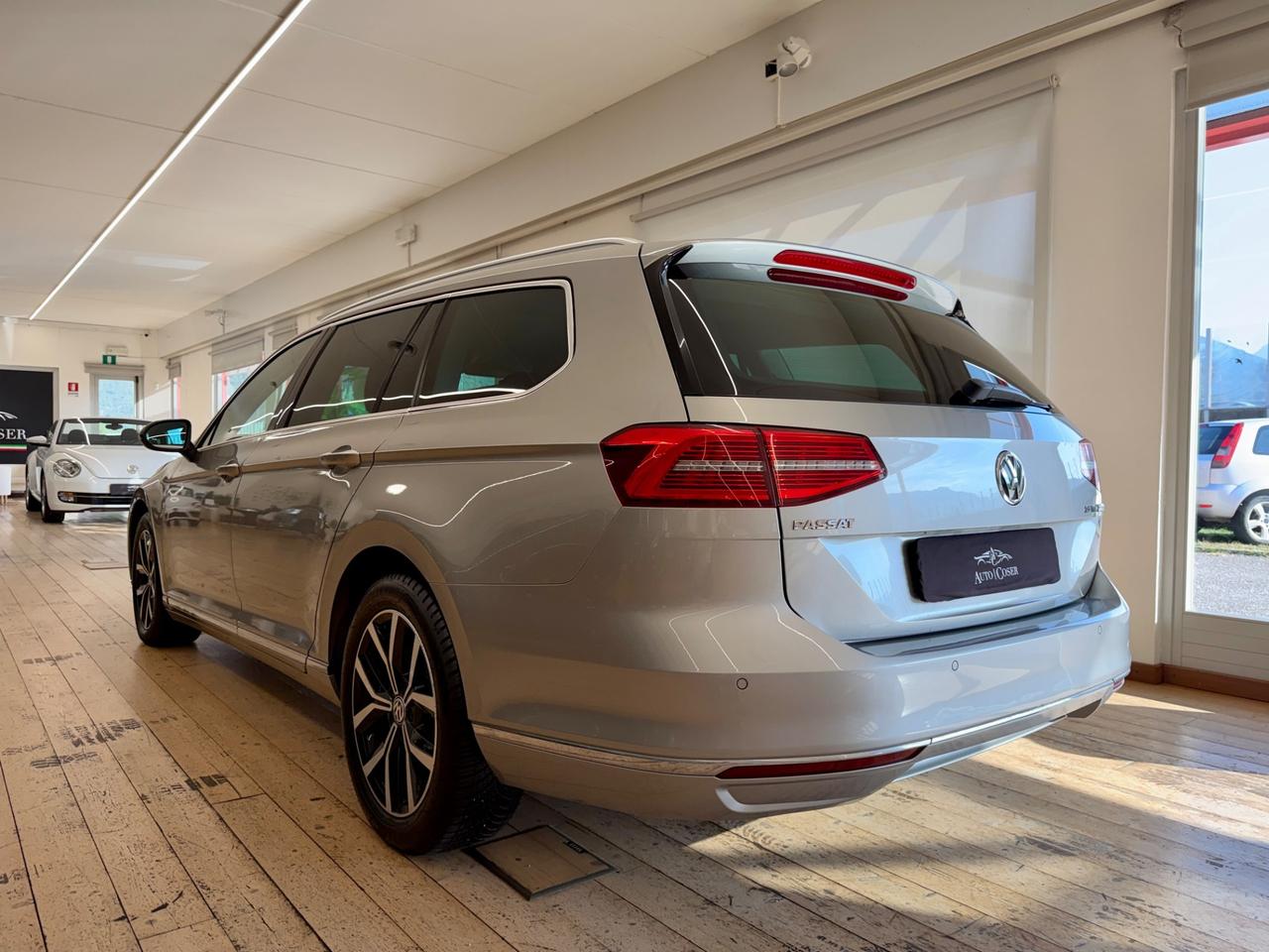 Volkswagen Passat 2.0 TDI DSG Highline BlueM. Tech.