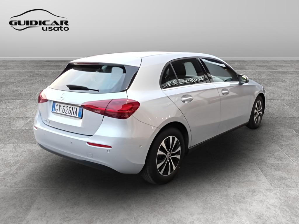 Mercedes-Benz Classe A - W177 2023 - A 180 d Advanced auto