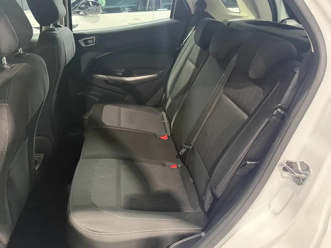 Ford EcoSport Benzina Manuale Titanium Neopatentati