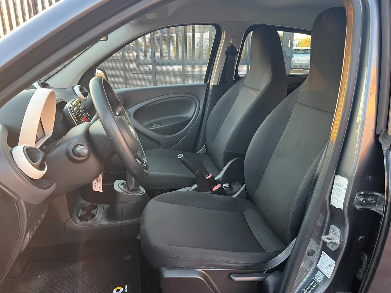 Smart ForFour 70 1.0 Youngster
