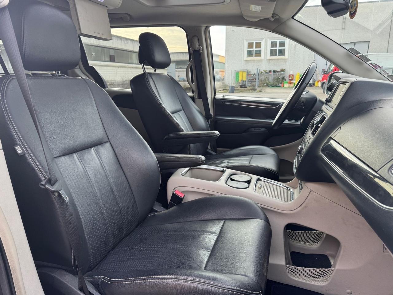 Lancia Voyager 2.8 Turbodiesel Platinum 163 CV