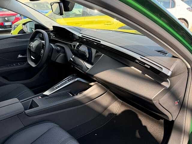 Peugeot 308 Hybrid 136 e-DCS6 Allure