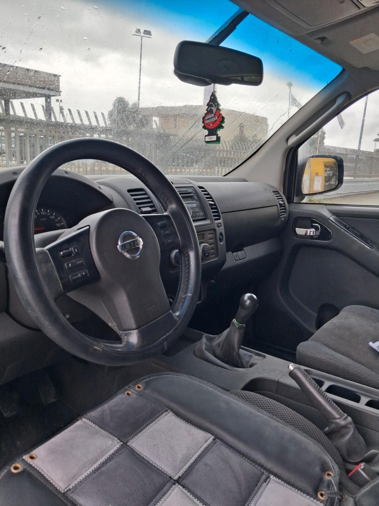 NISSAN Navara Doppia Cabina 2.500 dCi 171cv 4WD