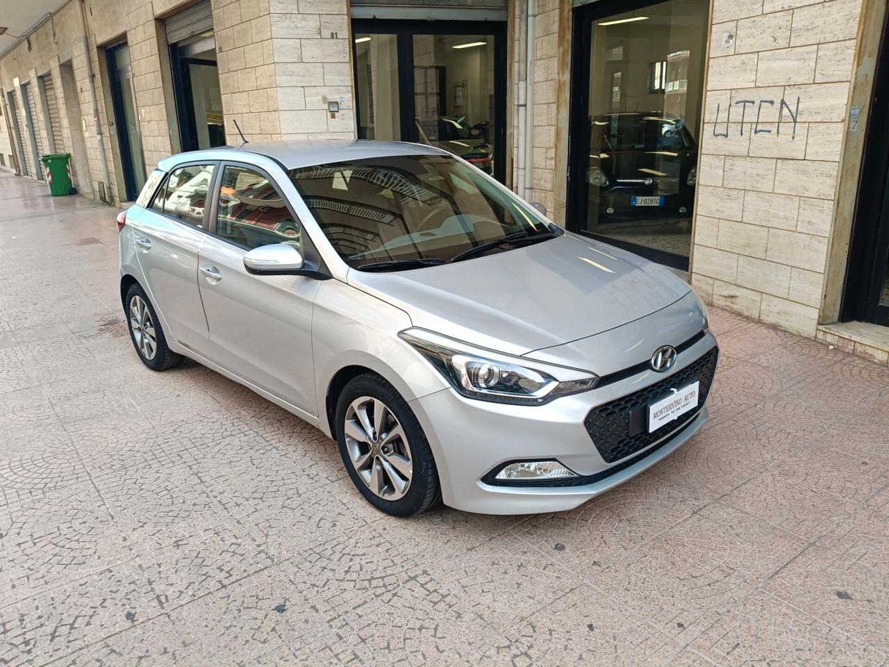 HYUNDAI I20 1.1 Diesel 75CV-NEOPATENTATI-Euro7790