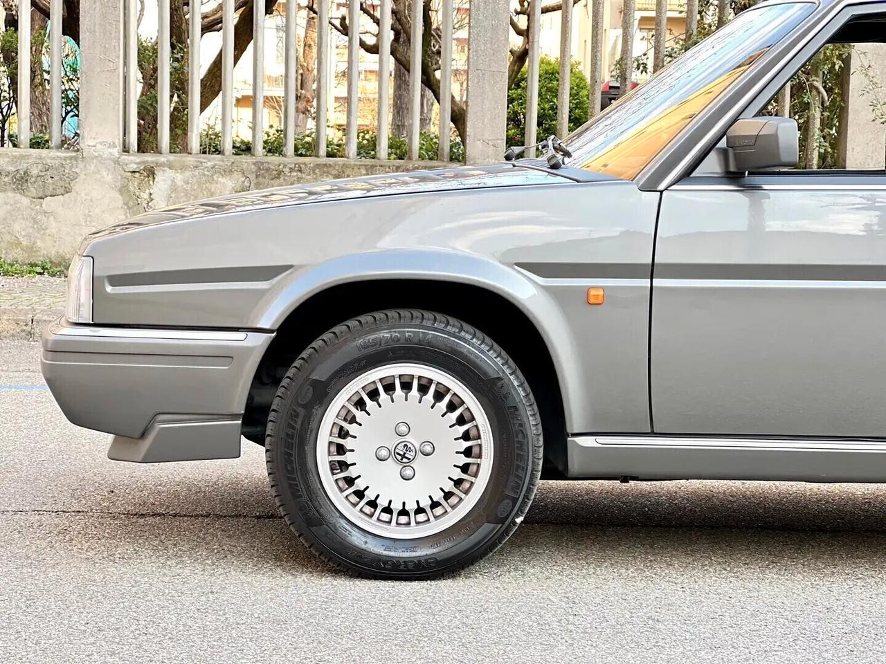 Alfa Romeo 90 2.0 Iniezione