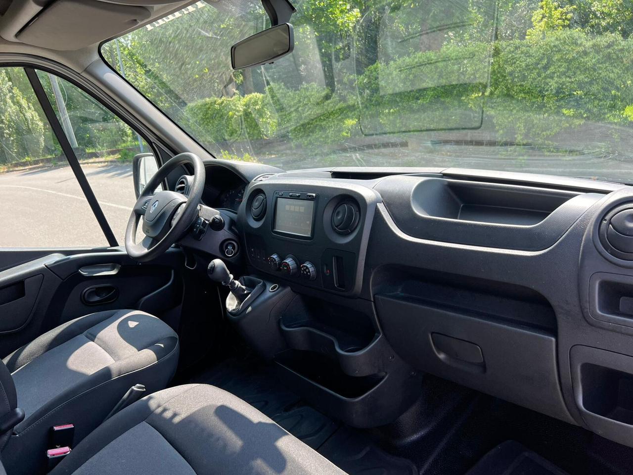 renault master 2.3 diesel 107 kw 145 cavalli Cabinato