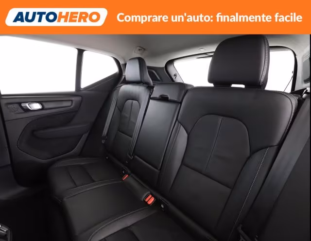 VOLVO XC40 B4 AWD automatico Plus Dark