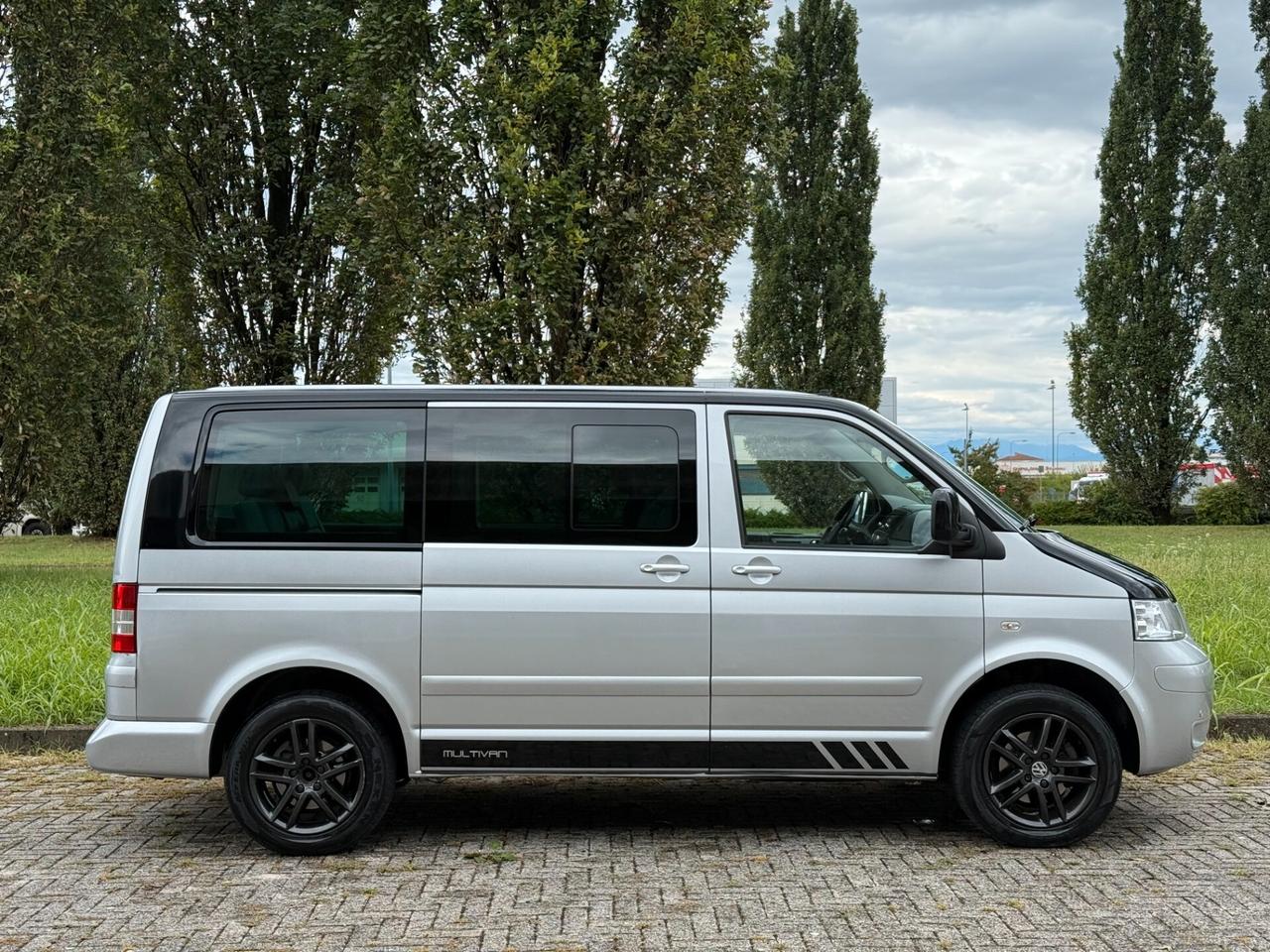 Volkswagen Multivan 2.5 TDI/174CV 4motion Highline