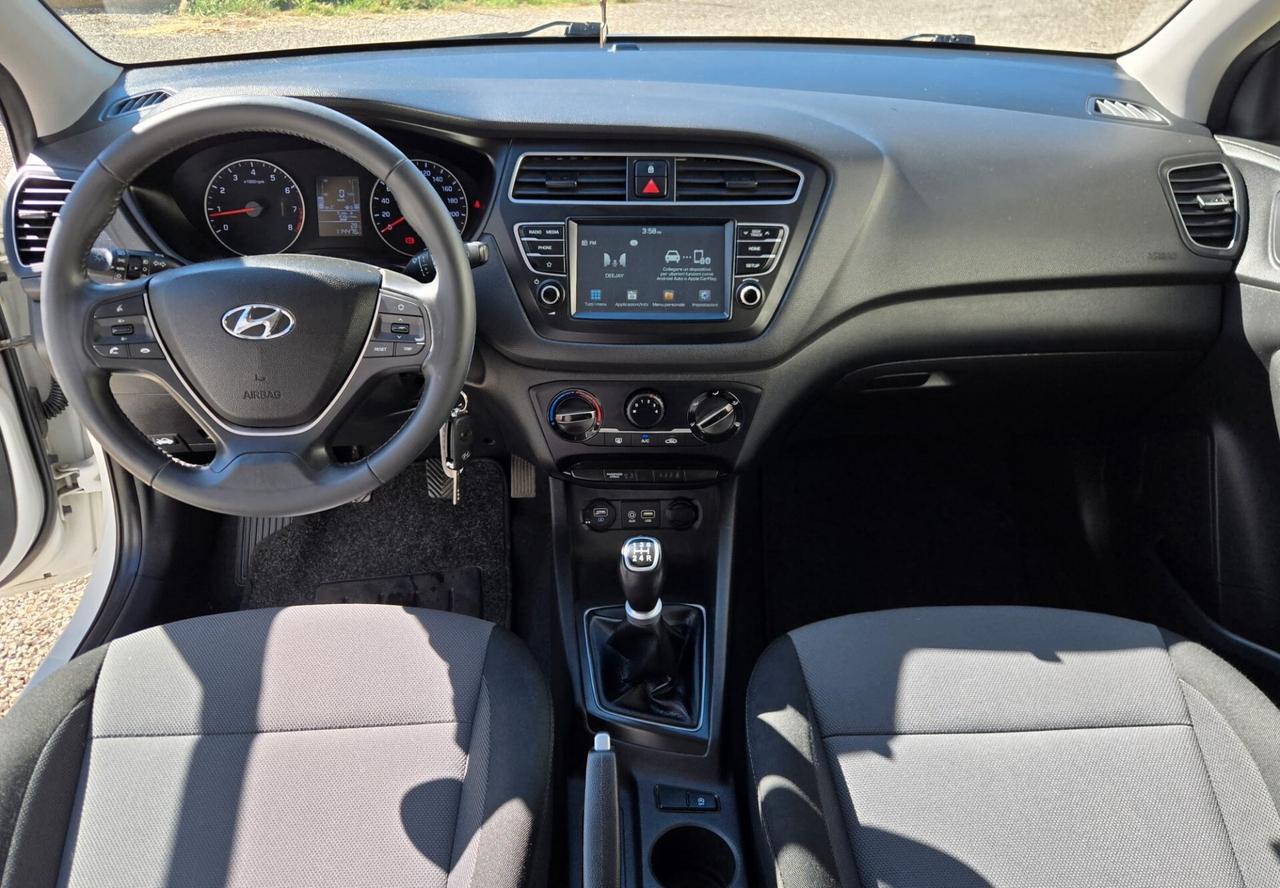 Hyundai i20 1.2 5 porte Tech