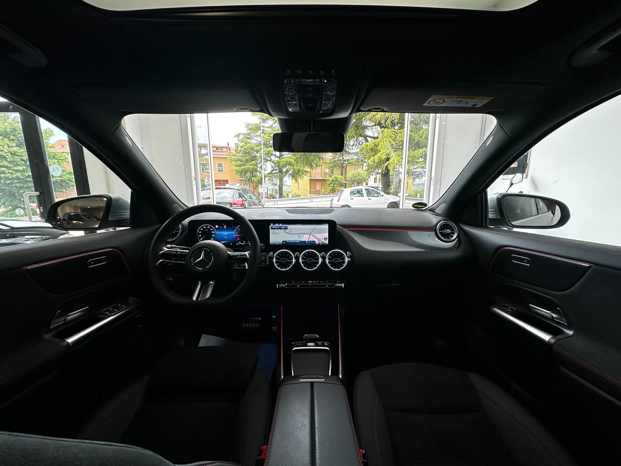 Mercedes-benz GLA 200 d "AMG-LINE" Advanced Plus + TETTO PANORAMA + CAMERA