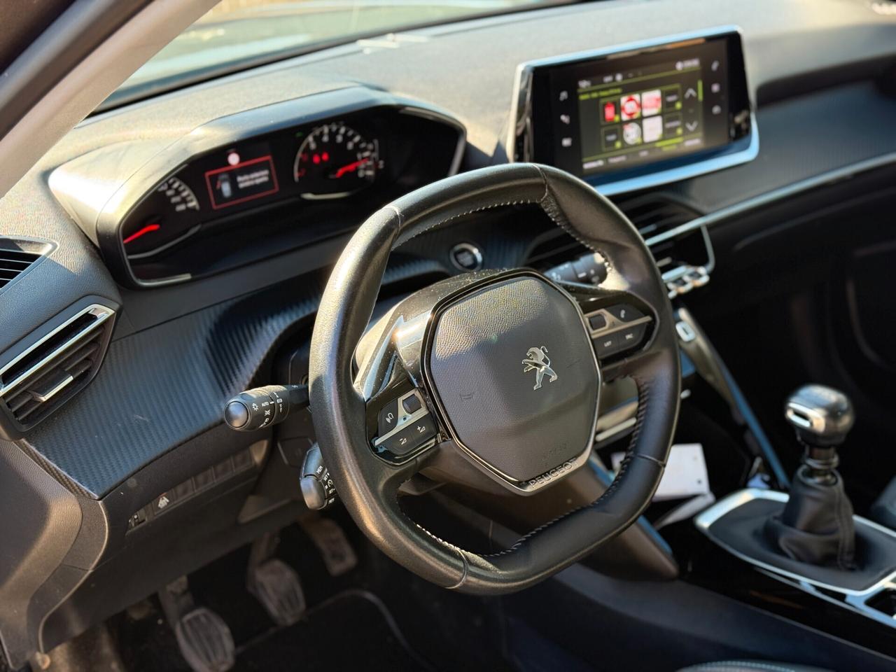 Peugeot 2008 PureTech 130 S&S Allure Pack
