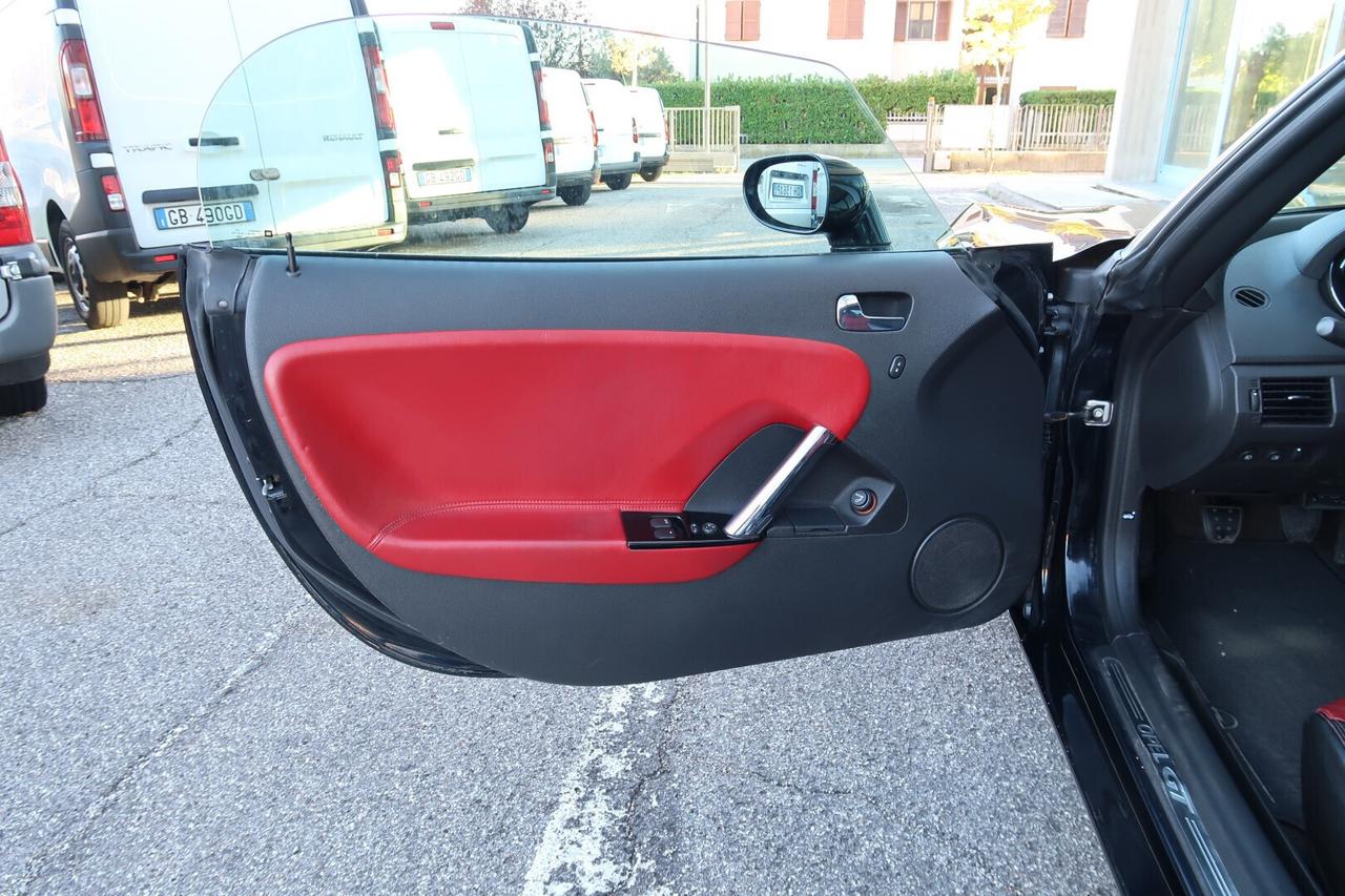 Opel GT 2.0 Turbo 16V