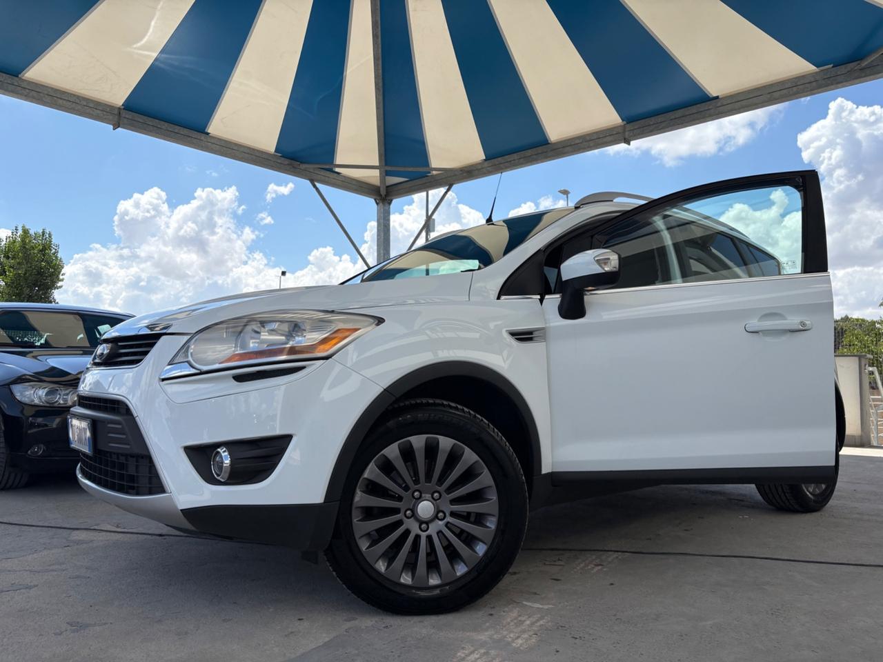 Ford Kuga 2.0 TDCi 136 CV 4WD Titanium GANCIO TRAINO