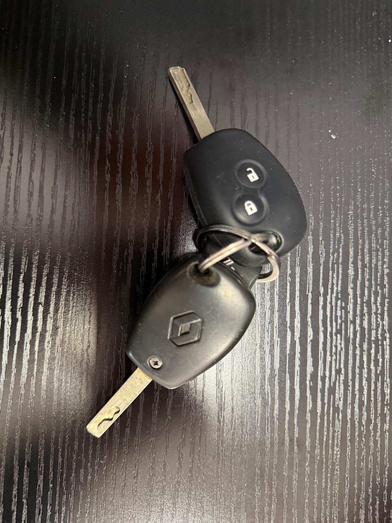 Renault Clio 1.2 - OK NEOPATENTATI