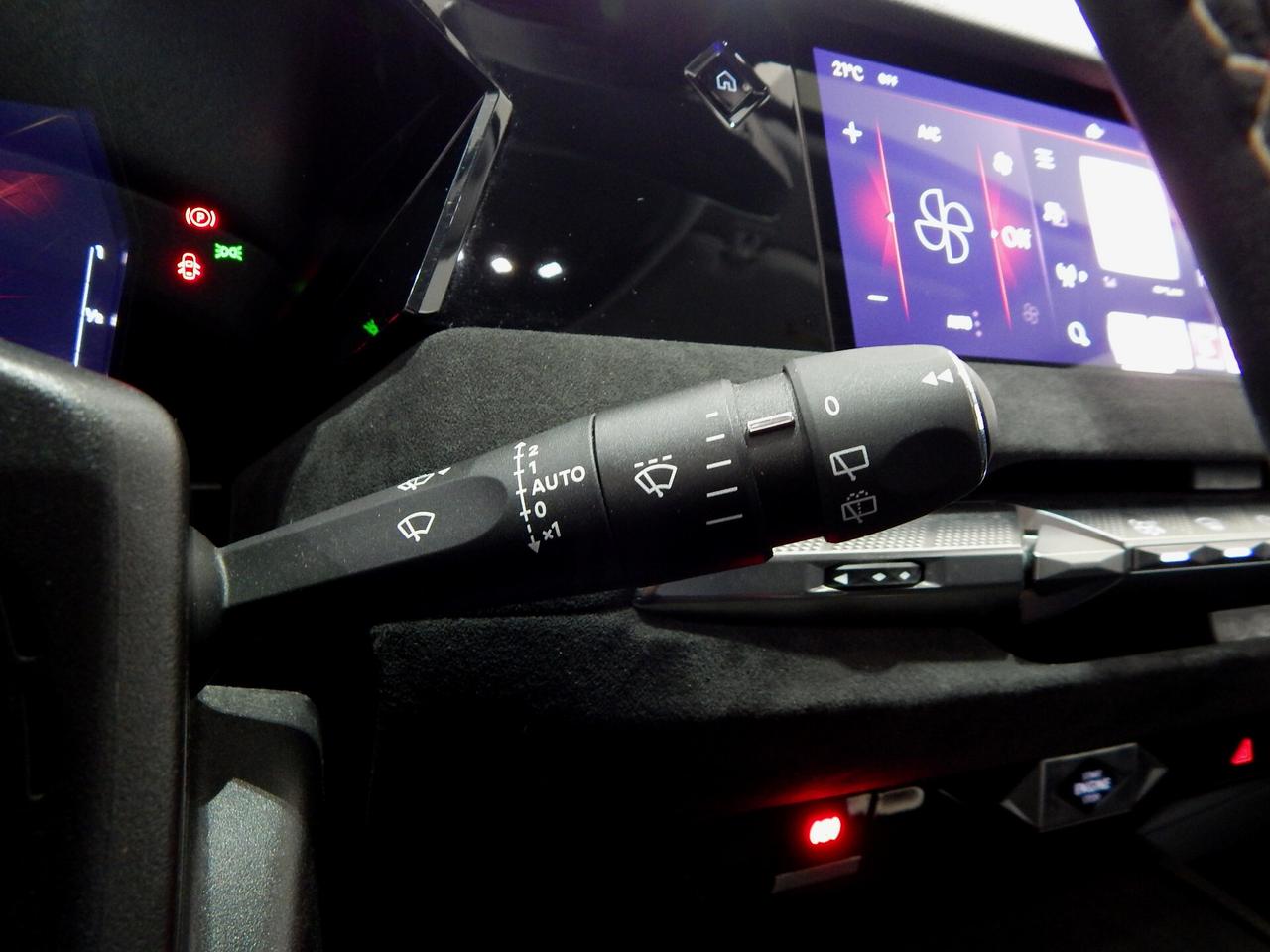 DS Automobiles DS 4 1.5 bluehdi Performance Line 130cv Aut. CARPLAY
