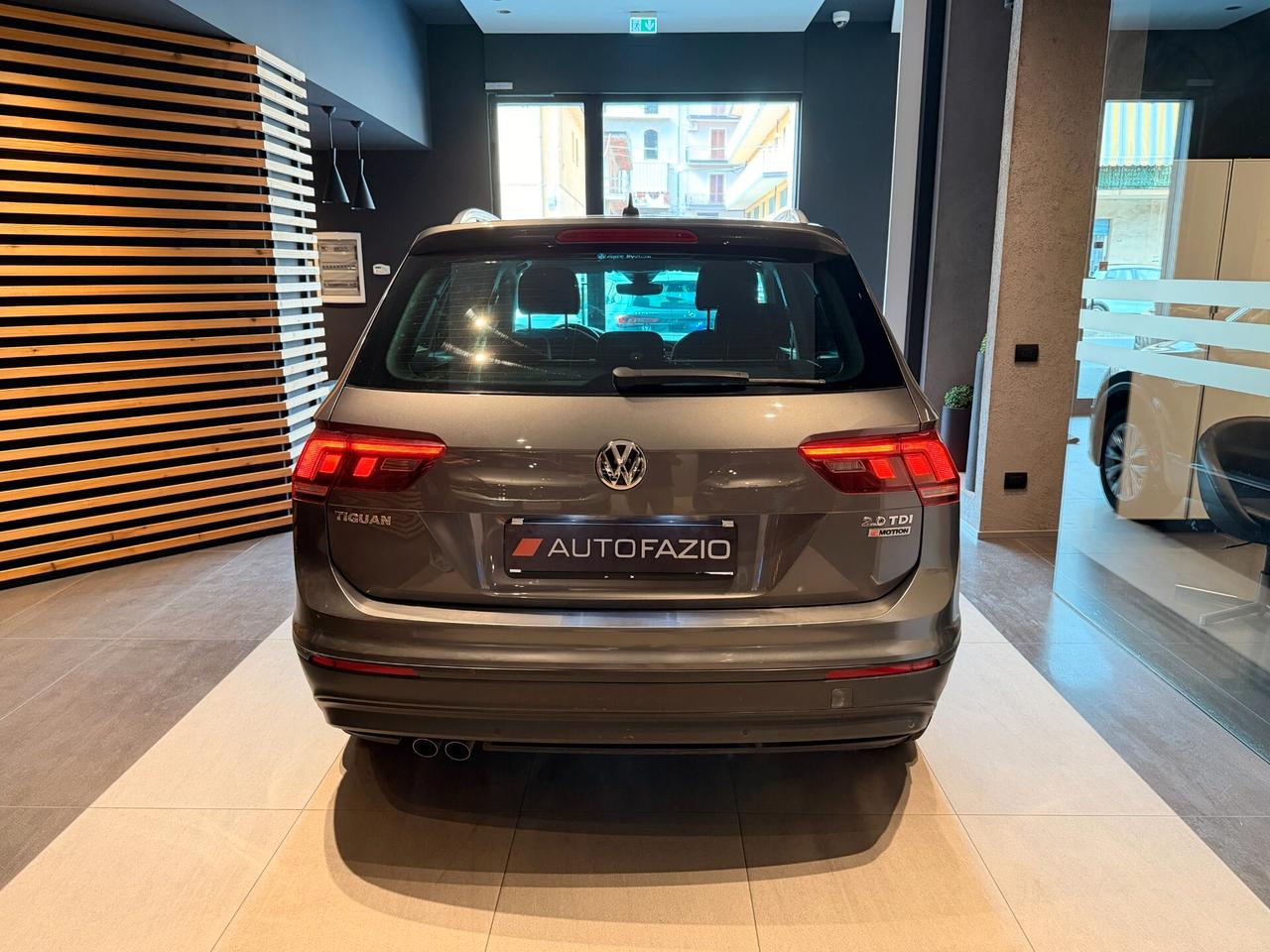 Volkswagen Tiguan 2.0 TDI SCR DSG Business BlueMotion Technology